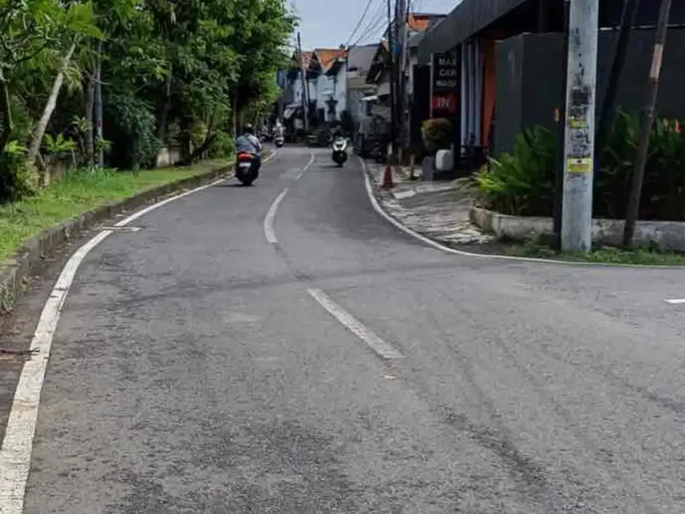 TANAH PREMIUM KUTA  - 3 AKSES JALAN - COCOK VILLA & RESTO - DEWI SRI
