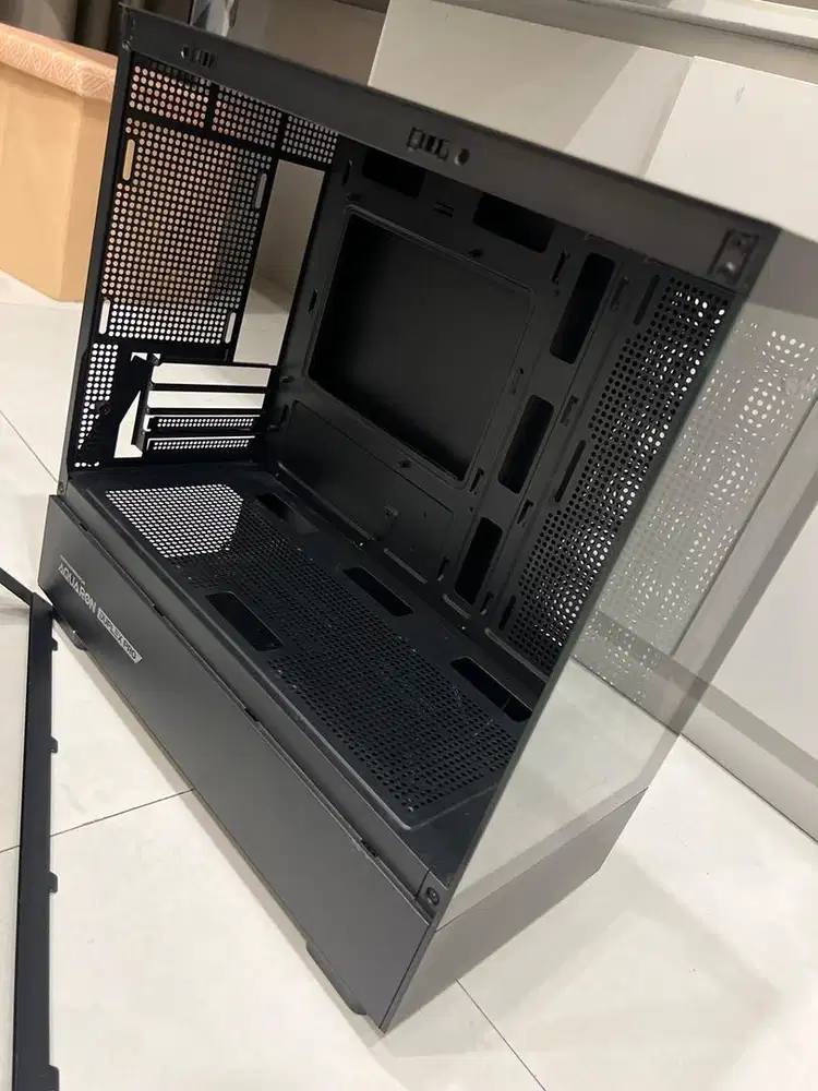 Pc case armaggedon aquaron  duplex pro bekas (Matx)