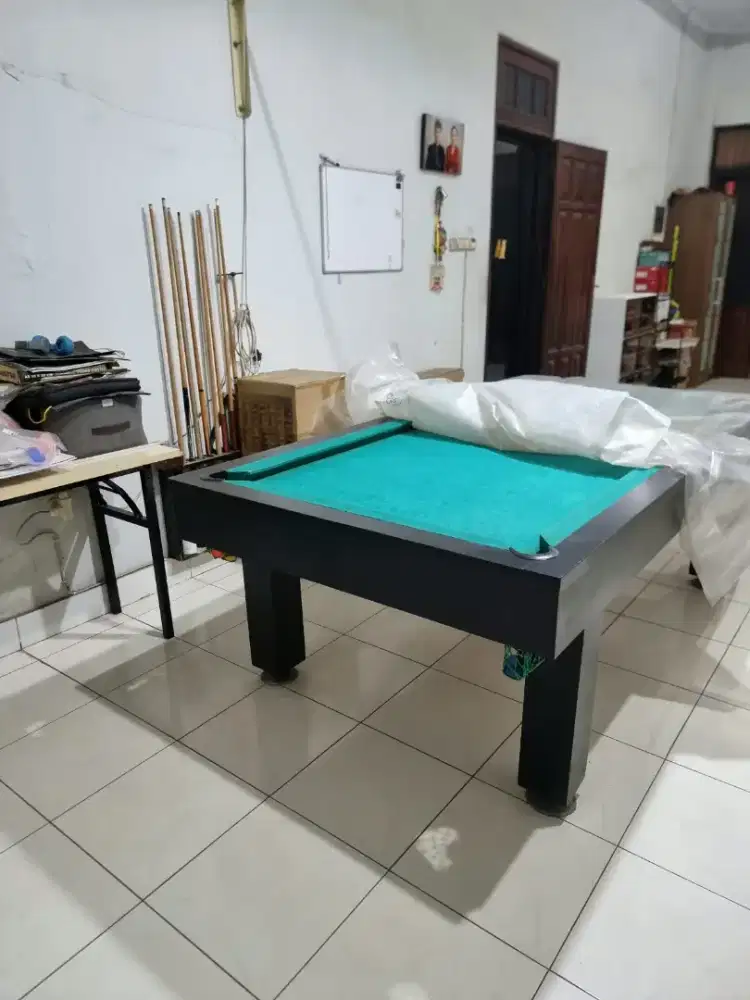 Meja biliar 7 feet