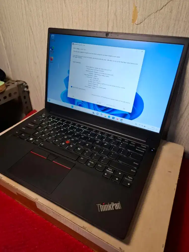 Laptop Lenovo Thinkpad E14 Gen 2 generasi 11