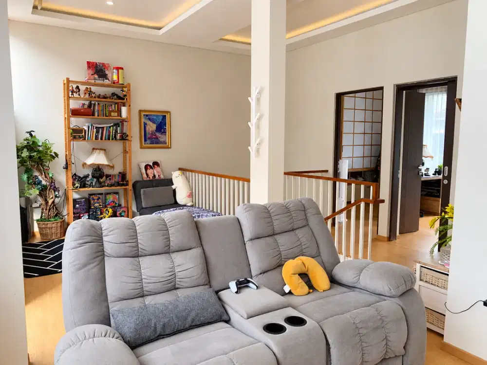 FULL FURNISHED! Rumah Golden Park 2 Suradita – LT 94,5 / LB 180 m² | Rooftop | Rp1,699 M