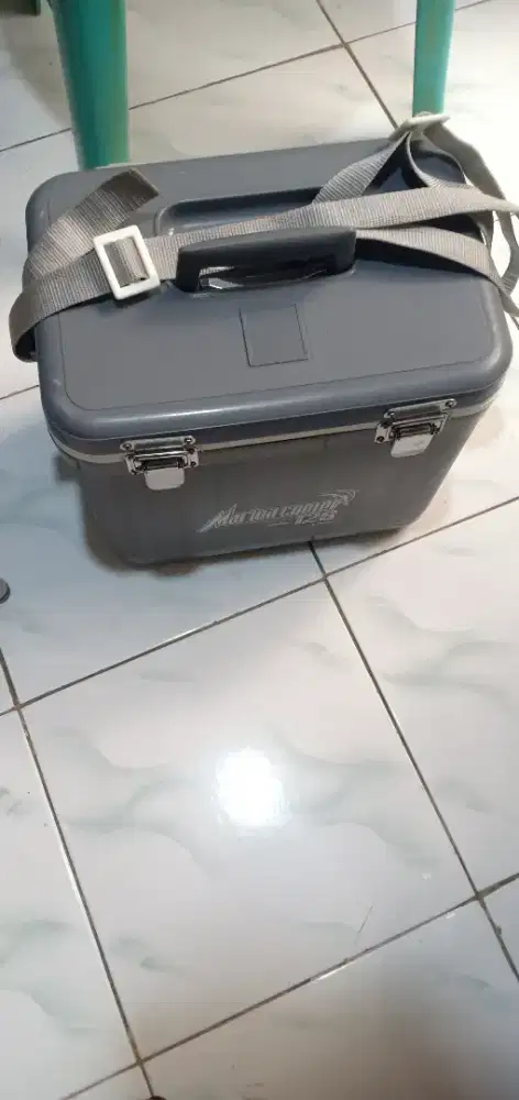 Tempat Pendingin Marina (Cooler Box)