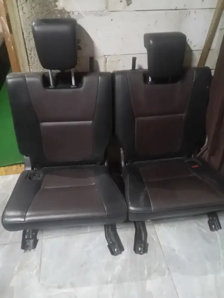 Jok bekas masih mulus