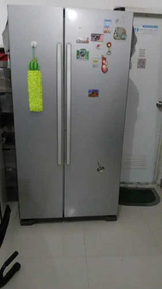 Kulkas LG 2 pintu