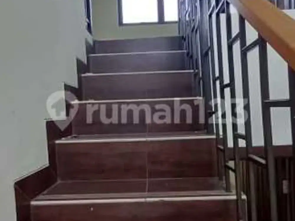 Jual Rumah di Perumahan Simpruk Lippo Cikarang