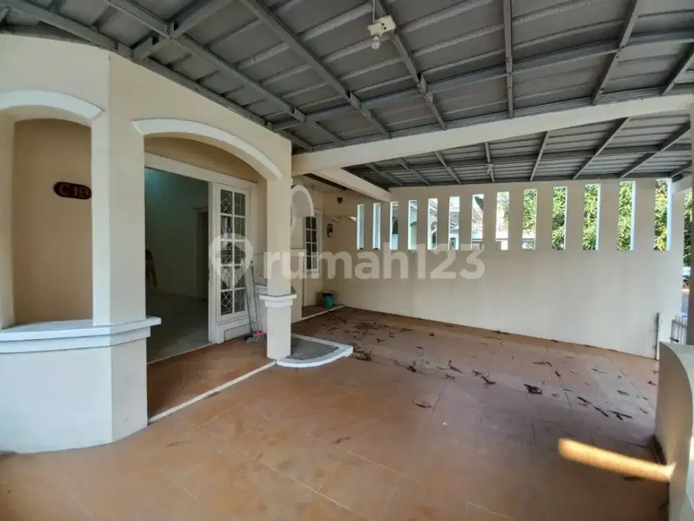 DISEWAKAN RUMAH 1 LANTAI LOKASI STRATEGIS AREA DELTA MAS