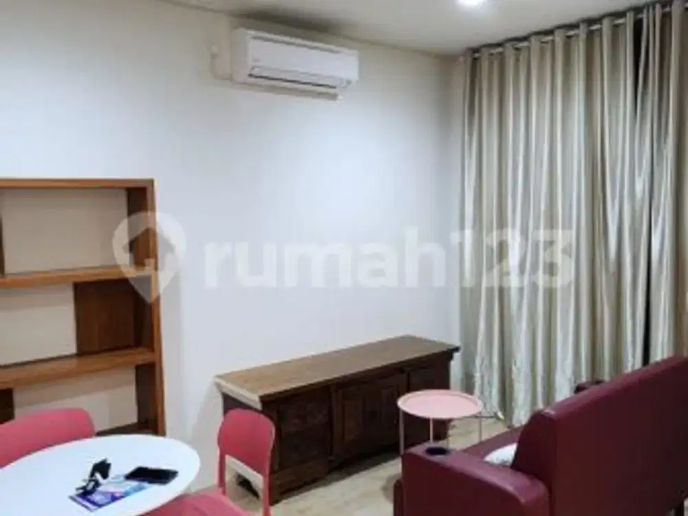 Disewakan Rumah Furnis Minimalis 2 Lantai Lokasi Lippo Cikarang