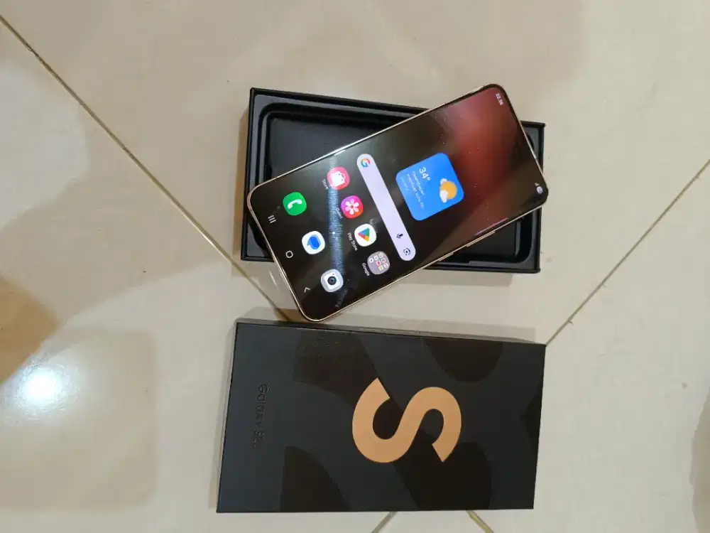 Samsung S22 8/128 Sein fullset mlusss 98% , joss lancar jyaa no kndala