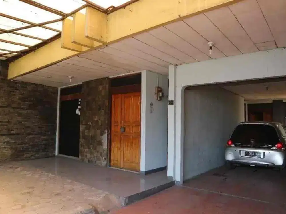 dijual rumah murah hitung tanah di Mainroad Talaga Bodas bandung cocok untuk rumah tinggal/kantor/usaha