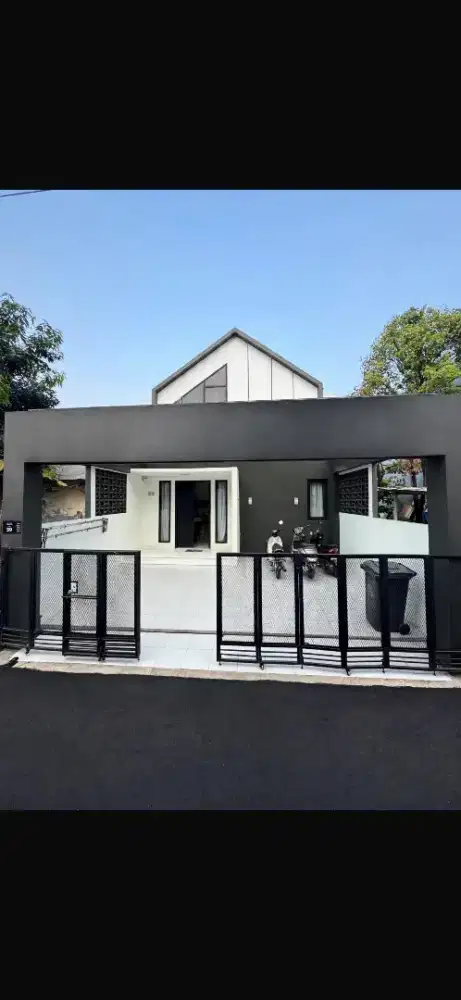 Rumah di jual  full furnished