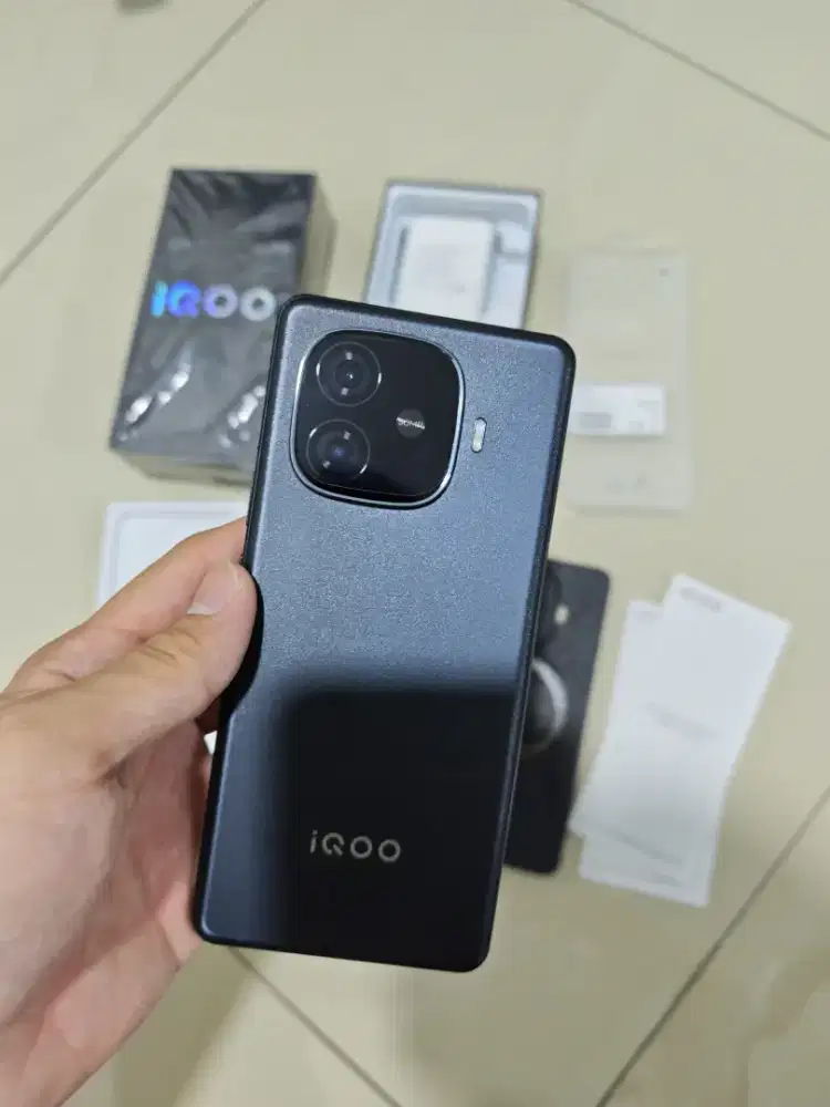 Iqoo Z9 12/256 fullset mulus garansi panjang