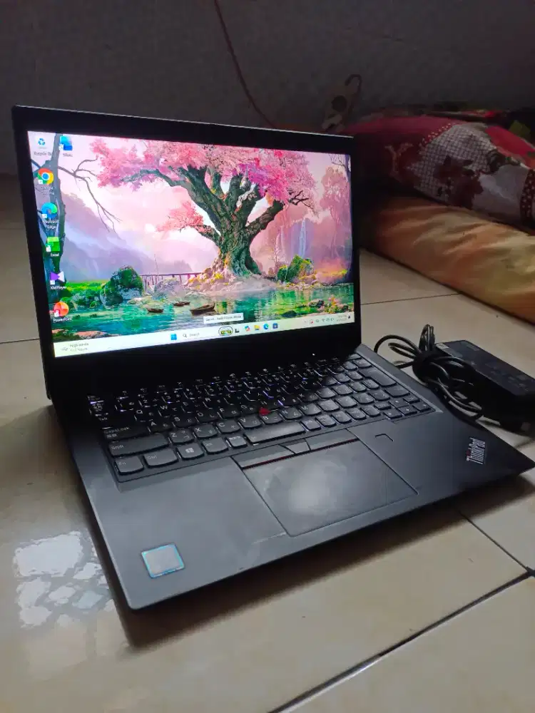 Lenovo Thinkpad x390 Touchscreen