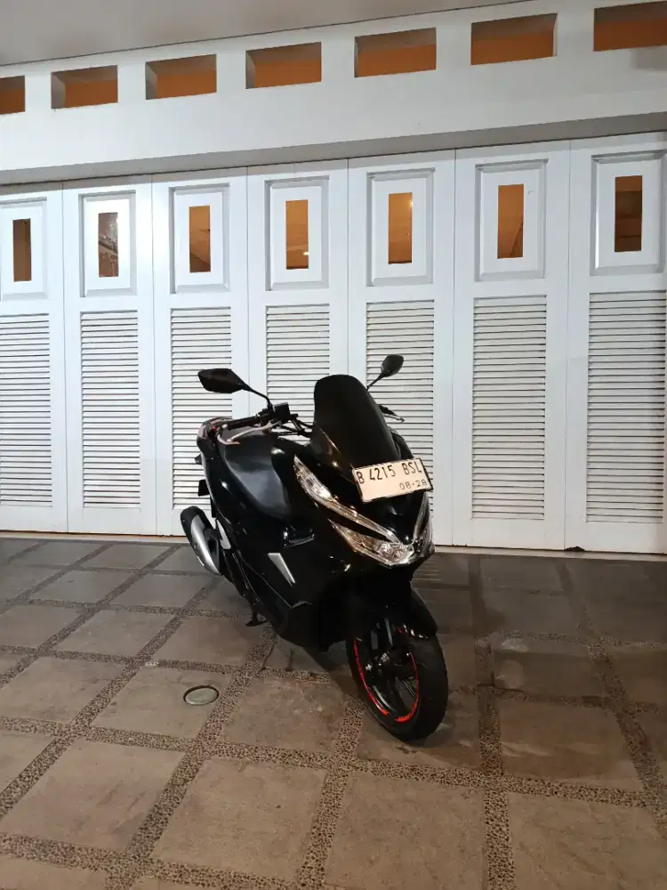 Honda pcx tahun 2018