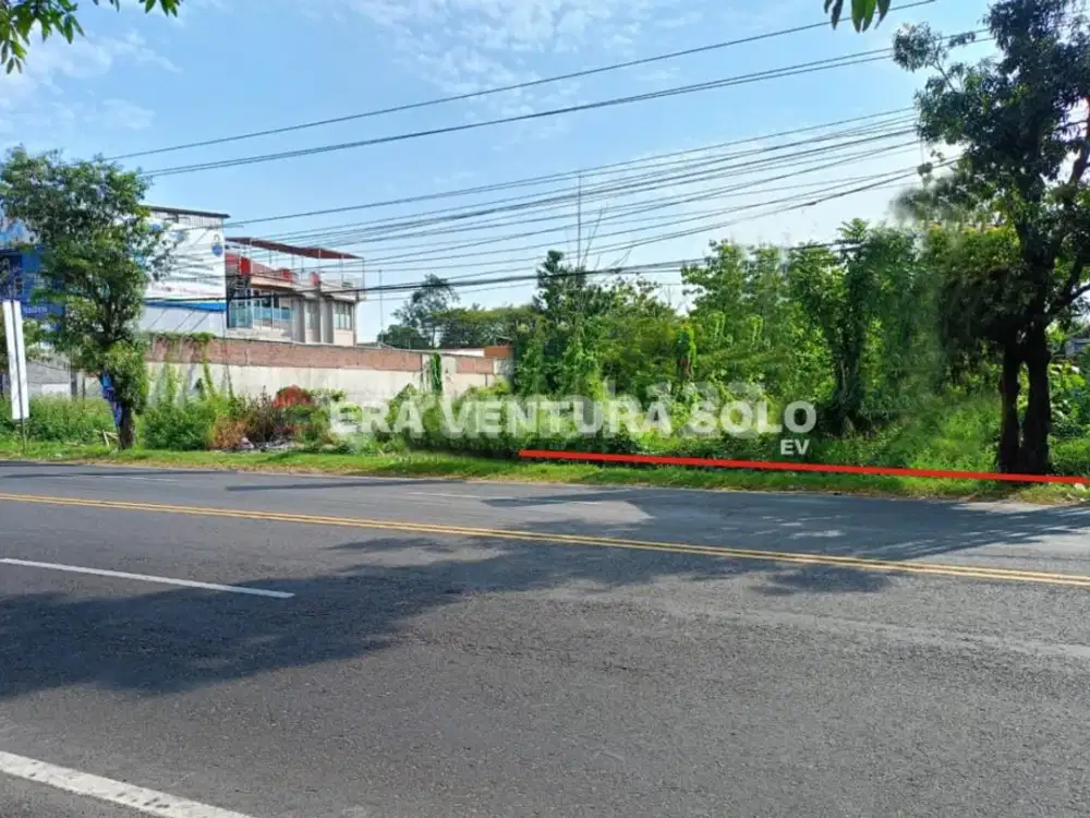 Tanah Pekarangan Strategis Colomadu