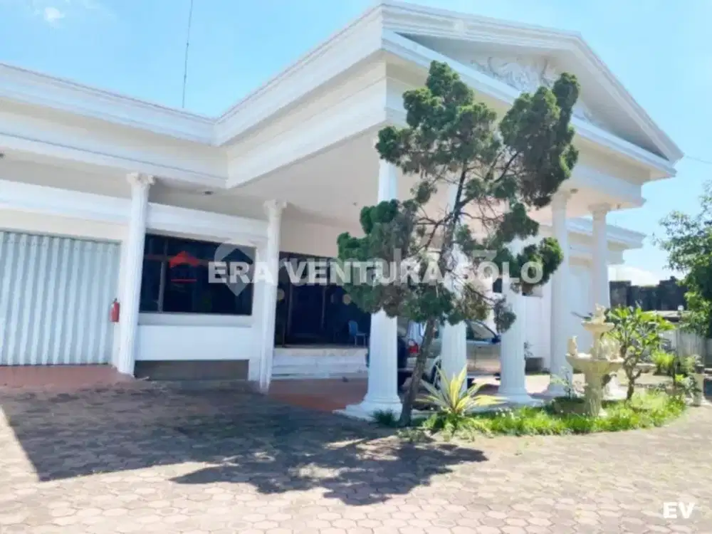 Rumah Mewah Tengah Kota Solo