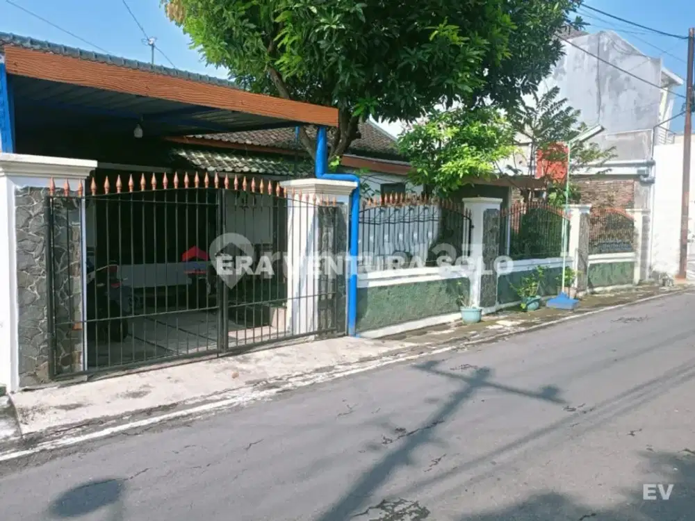 Rumah Strategis Siap Huni Kadipiro Solo