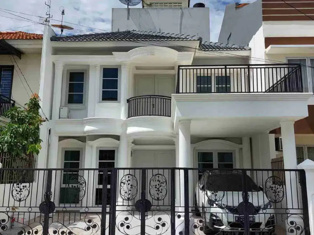 Rumah bagus siap huni di Gading Arcadia