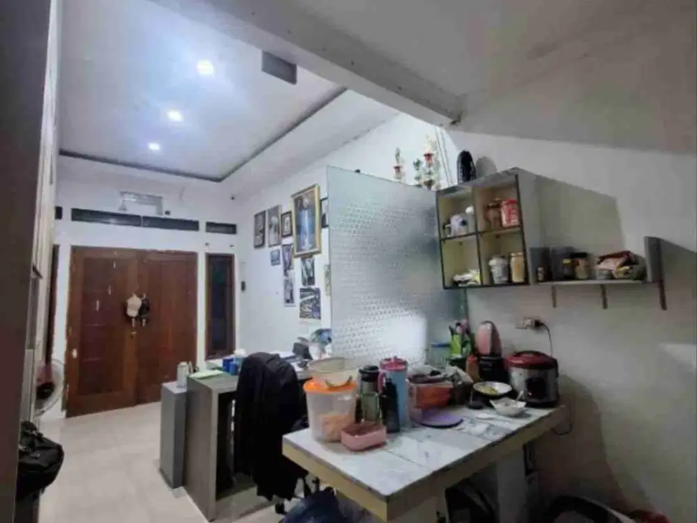 Dijual cepat rumah di cipondoh