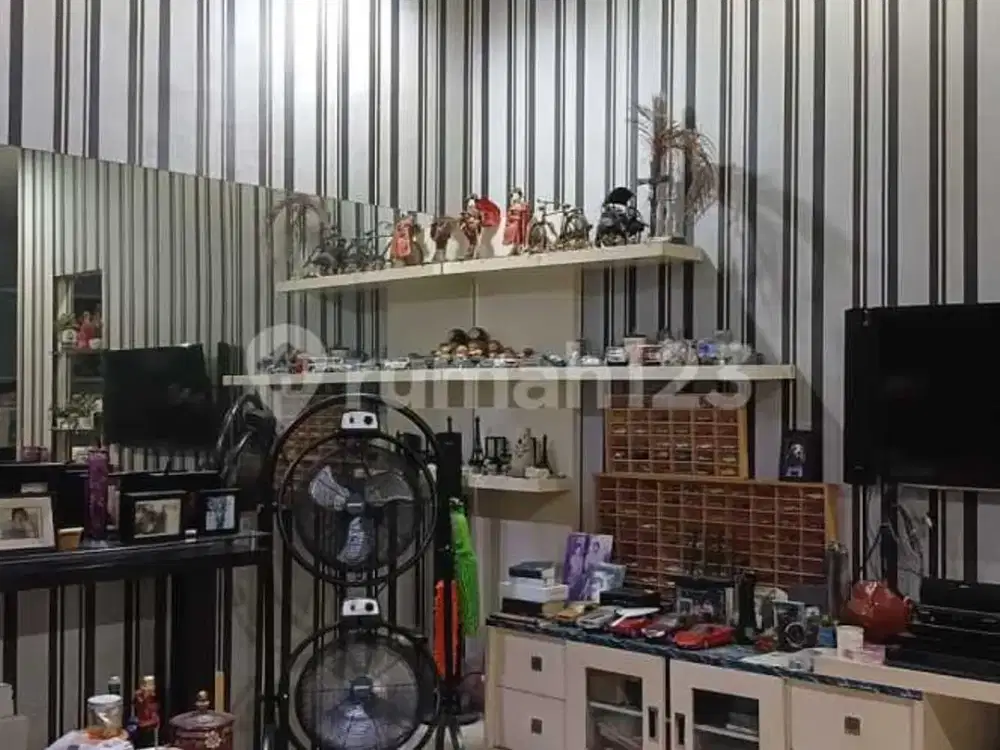 DIJUAL RUMAH BAGUS TERAWAT DI KOMPLEK MIGAS