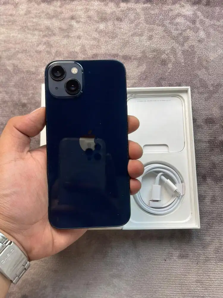 iPhone 13 128GB iBox