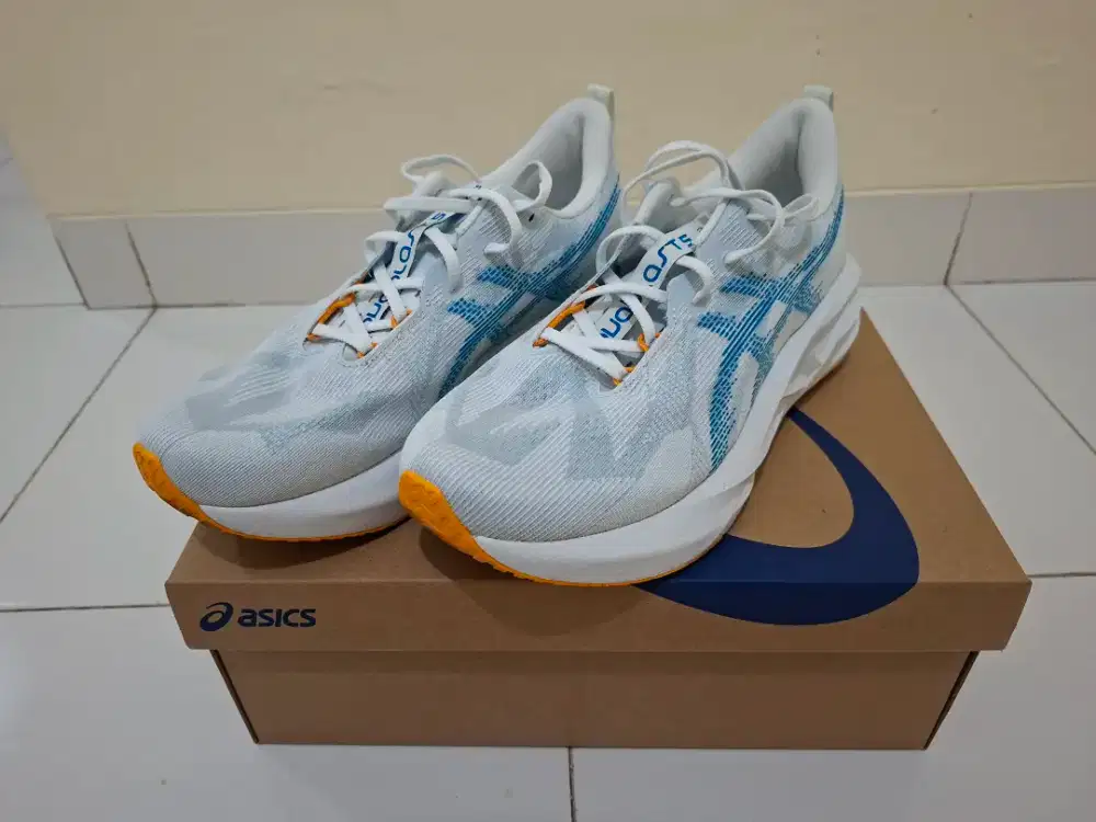 Sepatu Asics Novablast 5 Arctic Blue