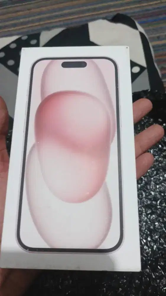 Iphone 15 128gb pink garansi resmi ibox