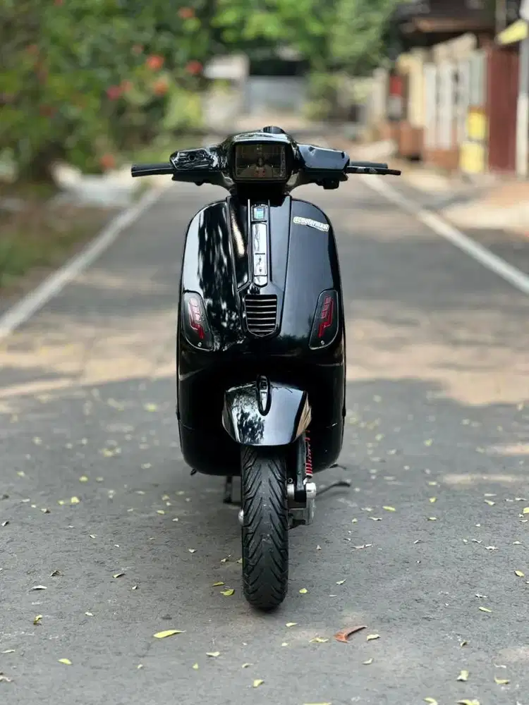 FOR SALE PIAGGIO VESPA S 125 3v 2016 PERFECT CONDITION