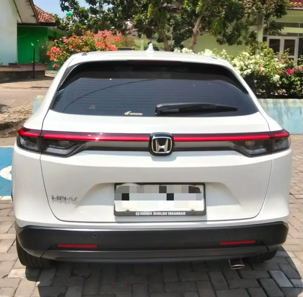 HRV MATIC 2023 CVT PUTIH
