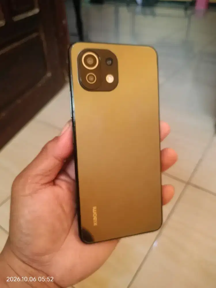 Xiaomi Mi 11 Lite ram 6/128gb mulus dan normal