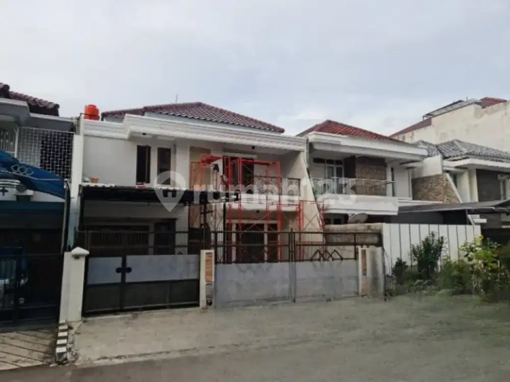 Rumah Bagus 2 Lantai di Permata Buana, Jakarta Barat