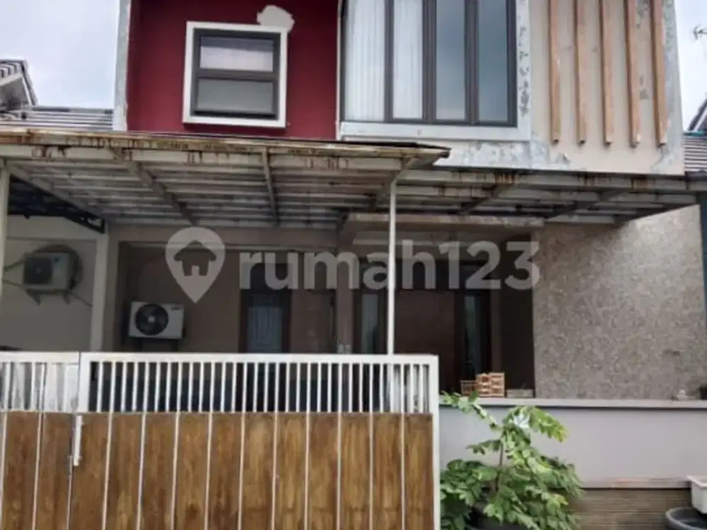 Rumah bagus di nuansa asri cipadu SHM Unfurnished 2 lantai