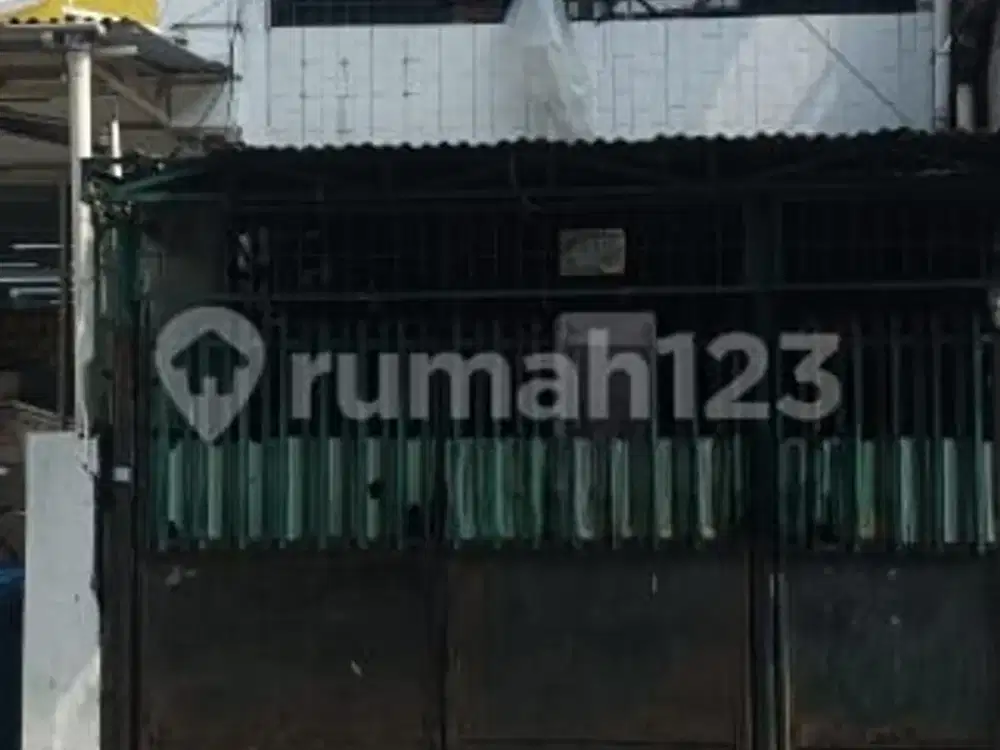 Dijual rumah tua pinggir jalan raya angke jaya tambora