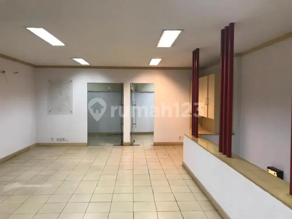 Ruko 2 Lantai di Daerah Puri Indah, Jakarta Barat