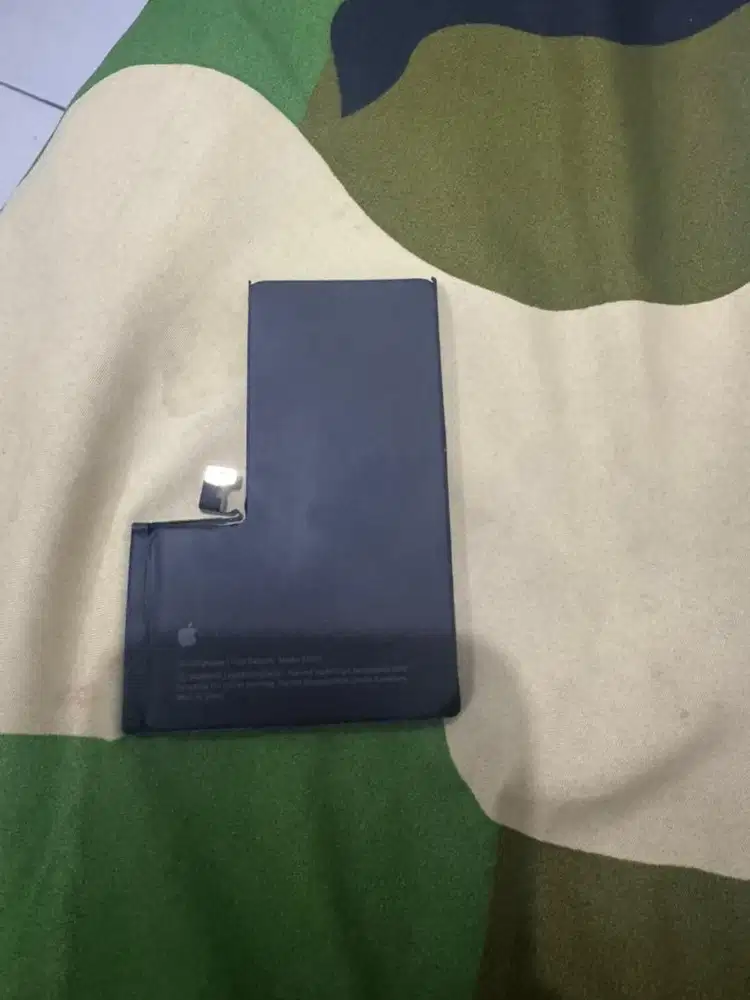 Baterai iphone 15 pro max bekas Ori