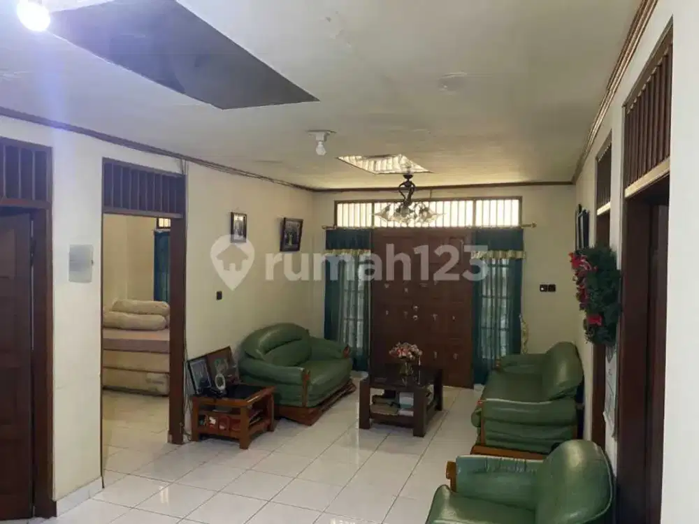Rumah Lama di Grogol Jl Nurdin, Grogol, Jakarta Barat