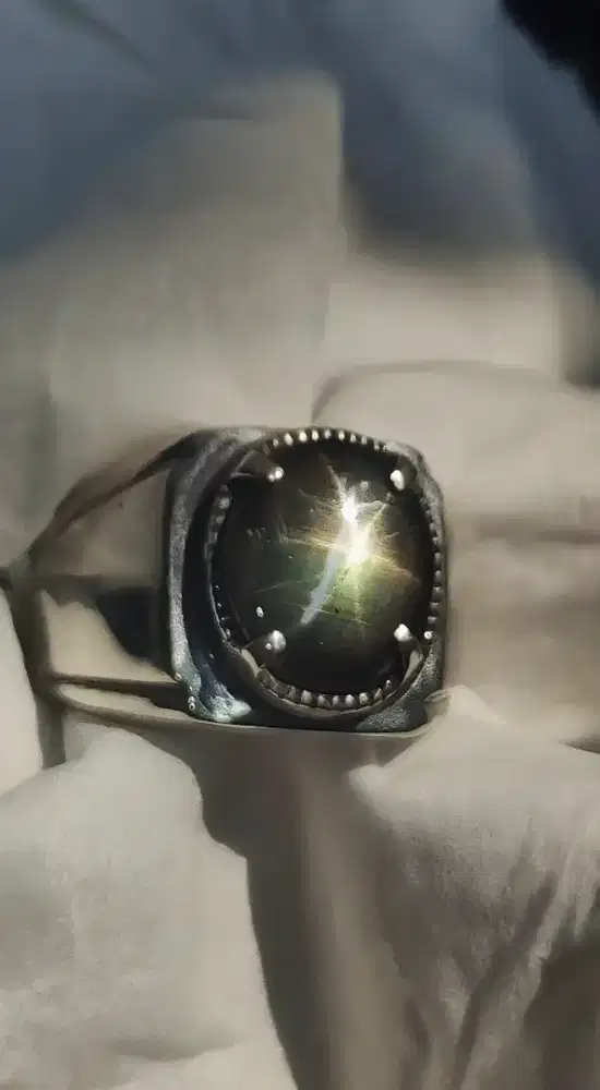 Cincin batu natural black safir 12 star