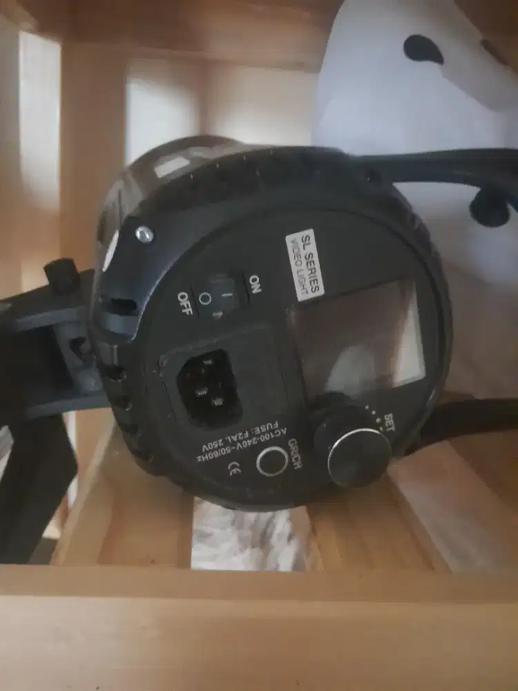 Godox SL60w kondisi sangat bagus
