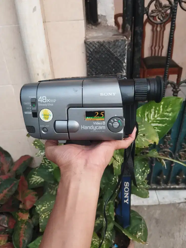 SONY HANDYCAM steadyshot