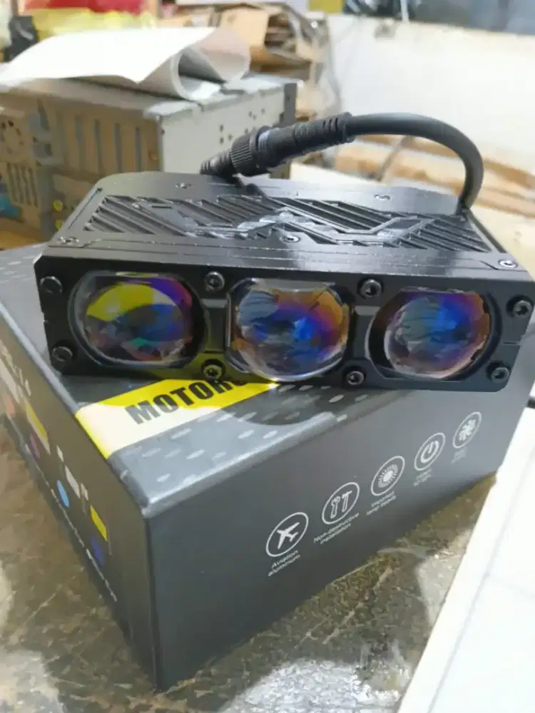 Lampu tembak 3 mata ibez i4,harga sepasang