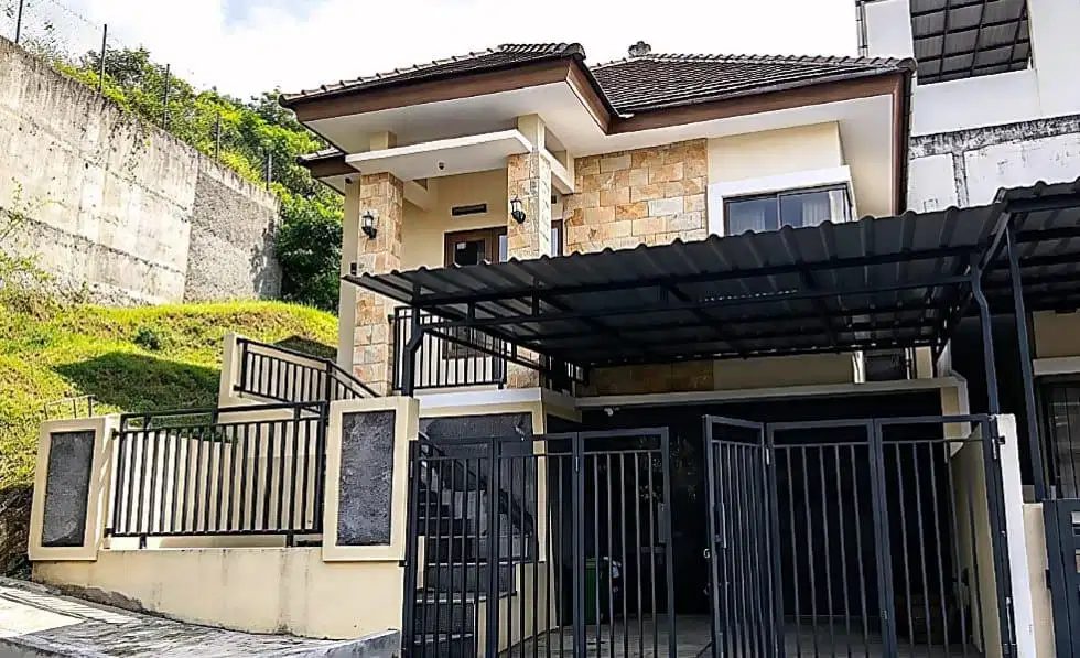 DIJUAL RUMAH TAMAN BUKIT ASRI MANGUNHARJO DEKAT SAMBIROTO SEMARANG