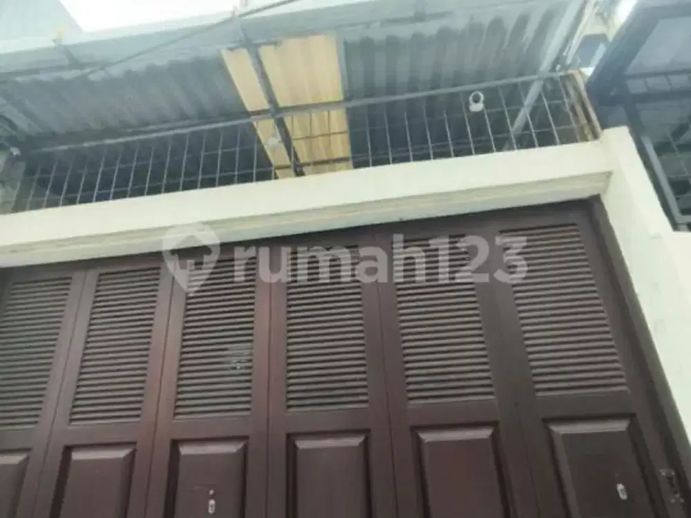 Ruko Semifurnished 4 Lantai Siap Pakai Rapi Terawat Area Gajah Mada Kota Cocok Direnov Jadi Rumah Kost