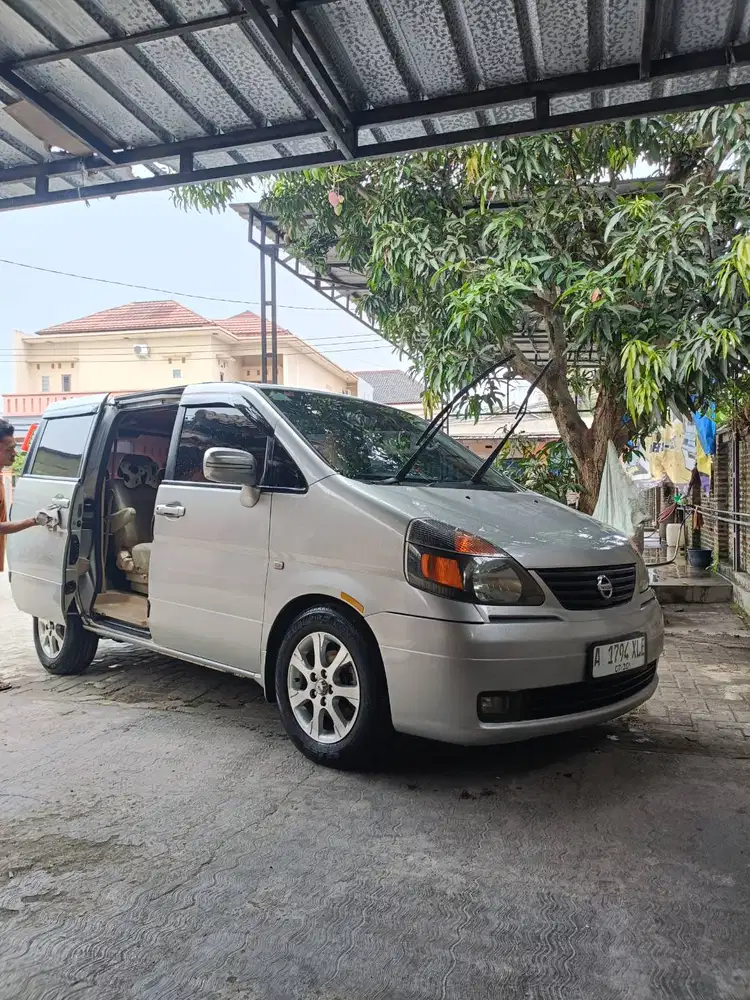 FS Nissan Serena C24 HWS mobil rawatan pribadi siap pakai