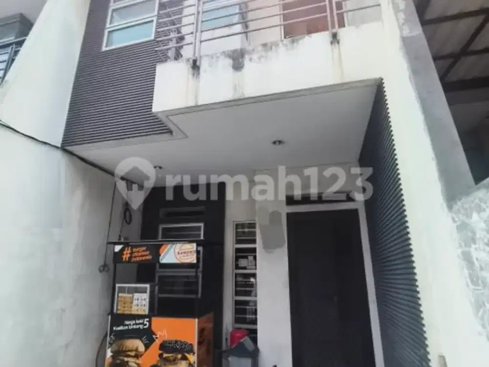 Rumah Siap Huni 2 Lantai di Duri Kepa Jakbar