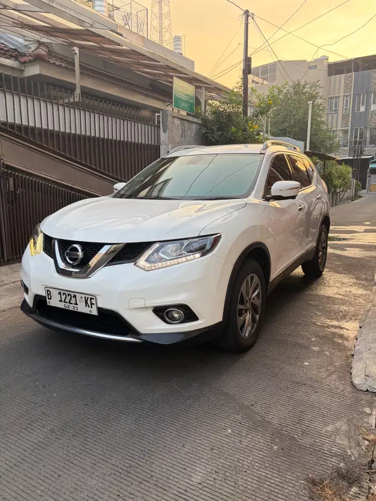 Nissan Xtrail 2.5 2015 full orisinil seperti baru