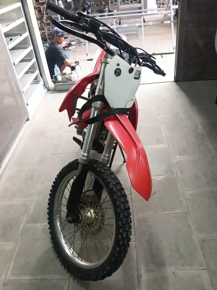 Motor Trail Viar 200cc ES