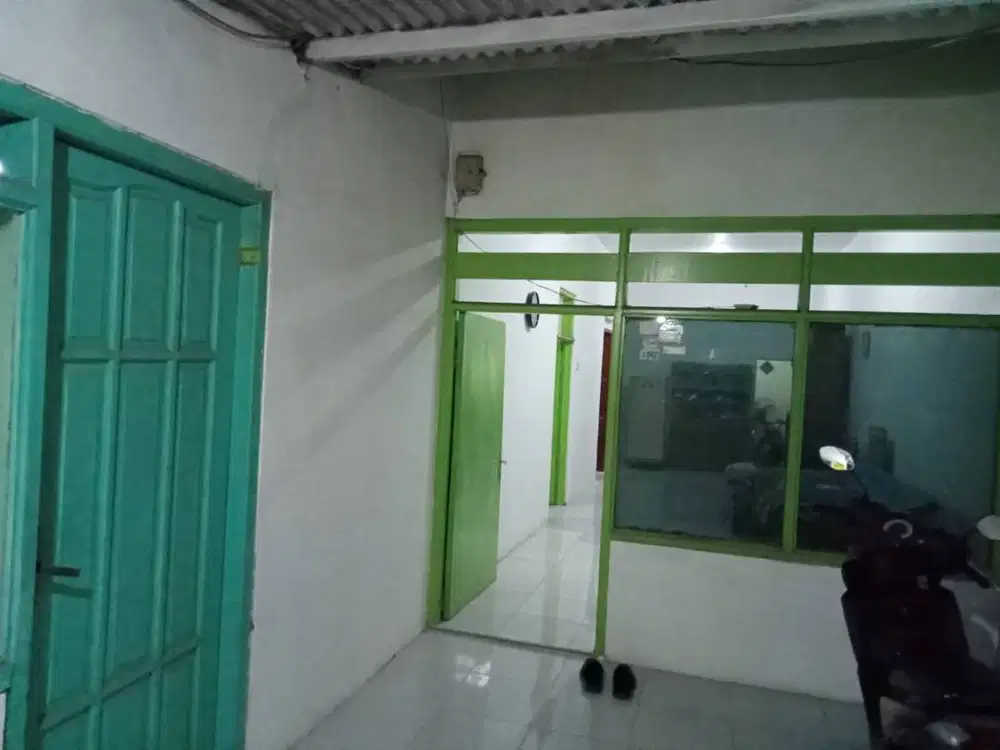Jual rumah Gedangan