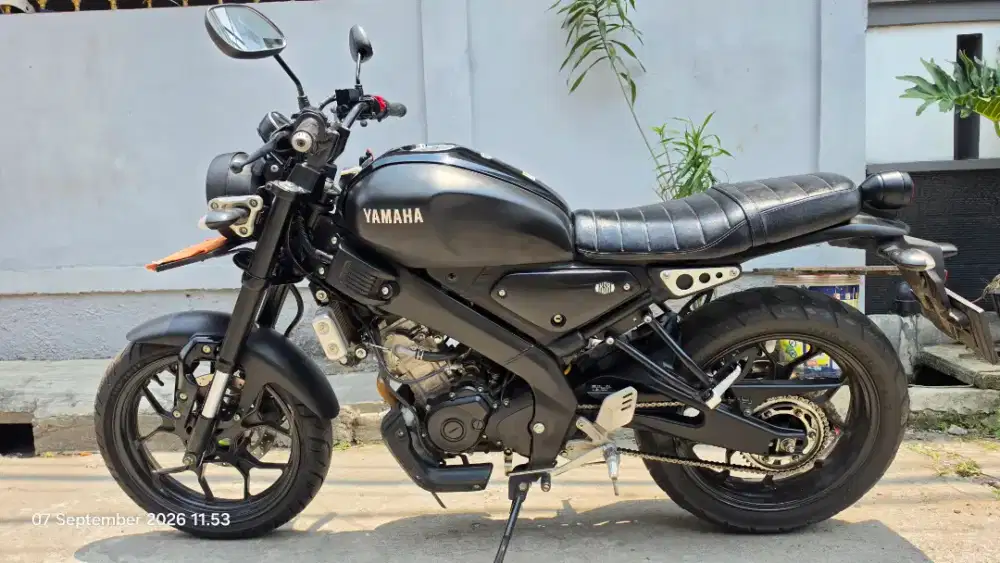 Yamaha Xsr 155 Black 2022 Surat lengkap kondisi mulus low km