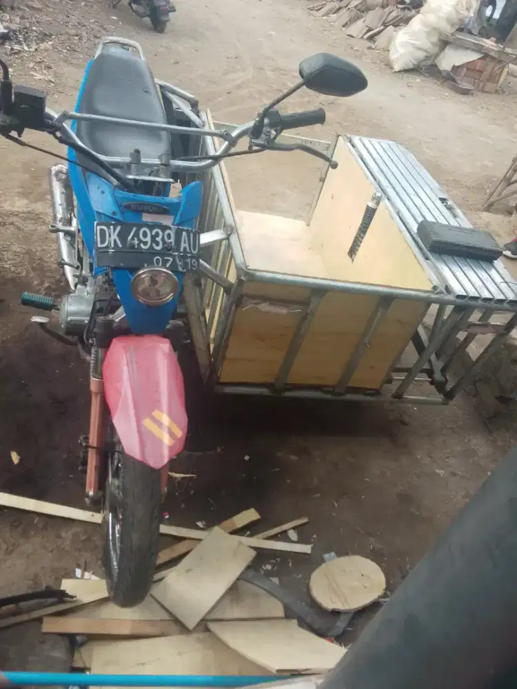 motor rakitan sendiri roda 3 cocok buat muat barang dan kelainan fisik