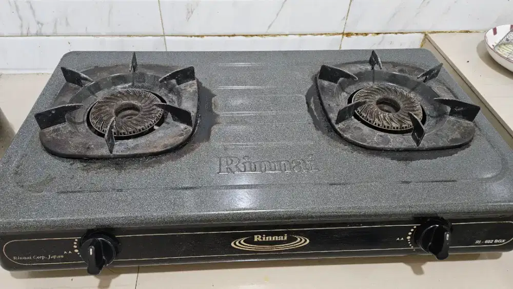 Dijual Kompor Rinnai 2 Tungku Masih Bagus