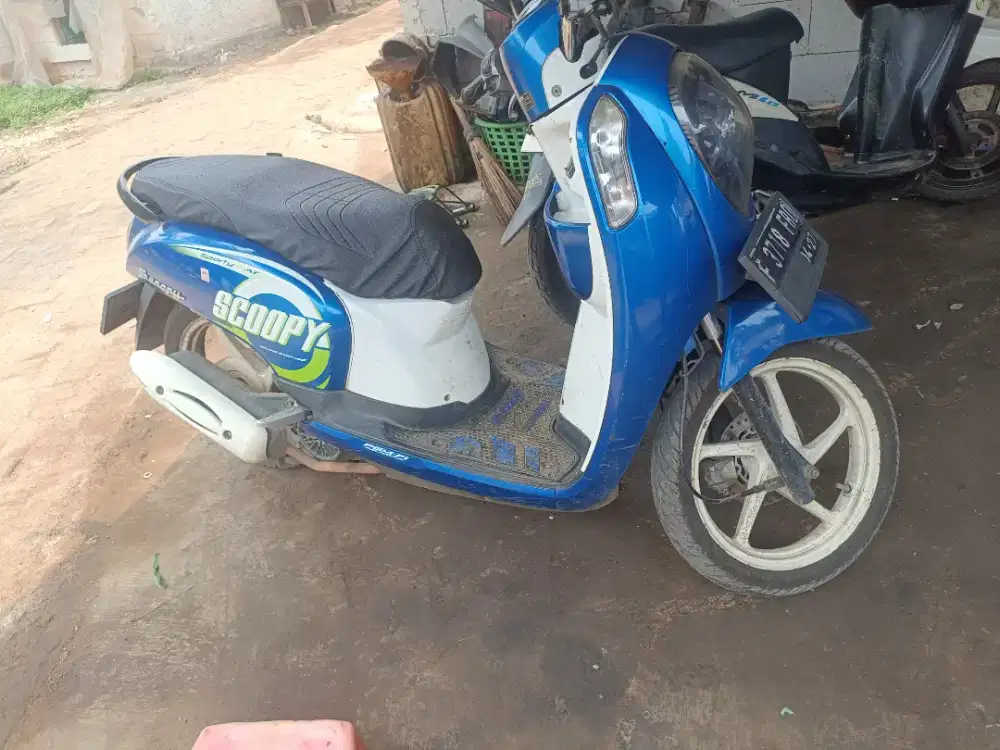 Honda Scoopy lengkap